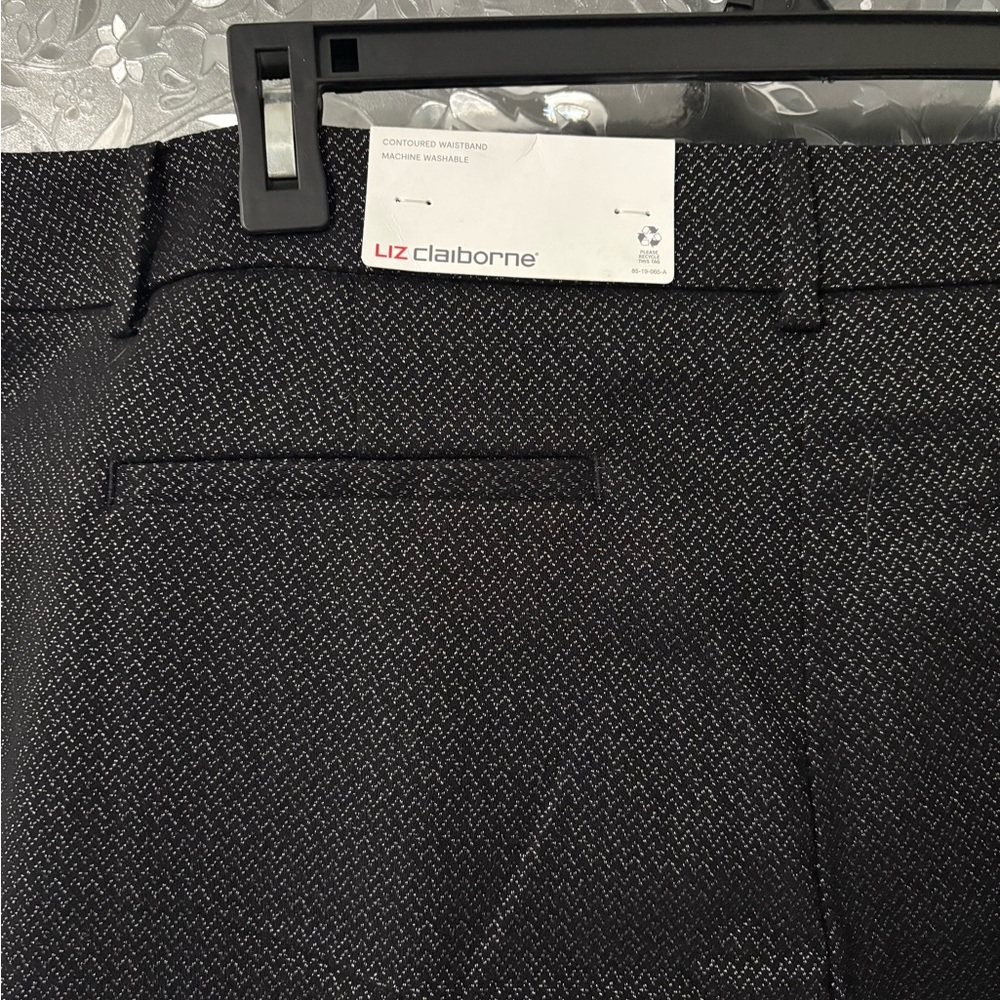 Liz Claiborne Black and White Textured Pants - Picture 4 of 5